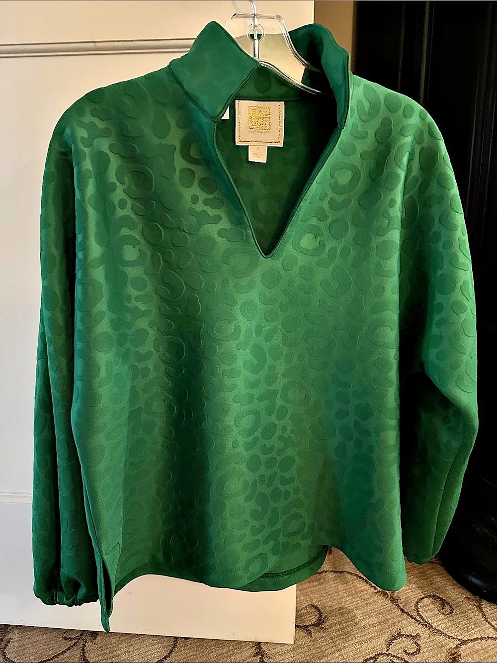 Emily McCarthy Green Animal Print Pullover Like New